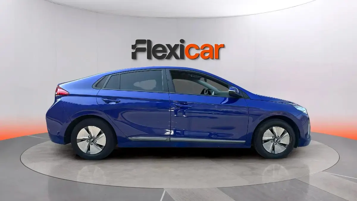 Usado Hyundai Ioniq 141 CV (103 kW) 2019 Azul Utilitario