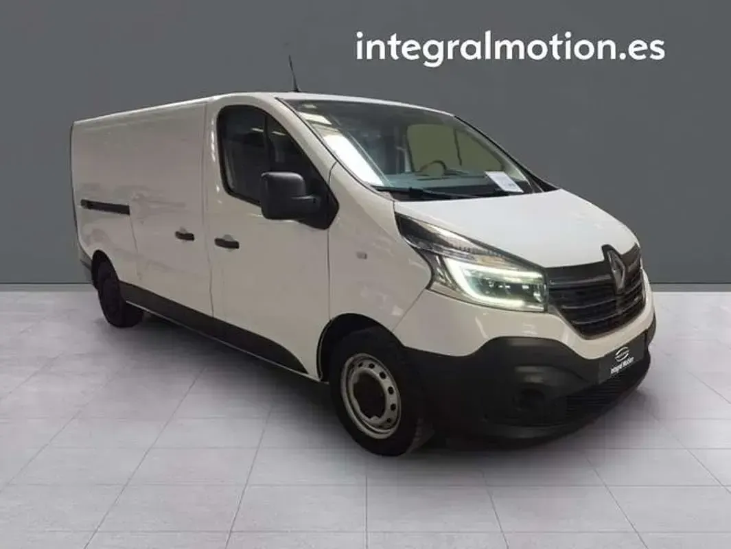 Usado Renault Trafic 170 CV (125 kW) 2022 Blanco Monovolumen
