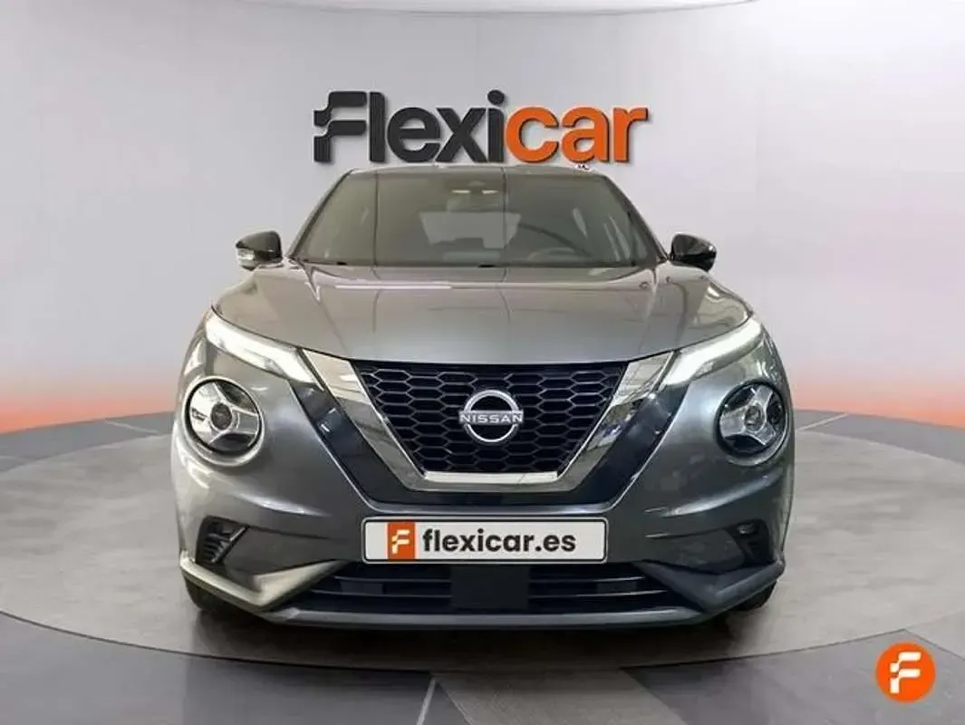 Usado Nissan Juke N-Connecta 114 CV (83 kW) 2024 Gris SUV
