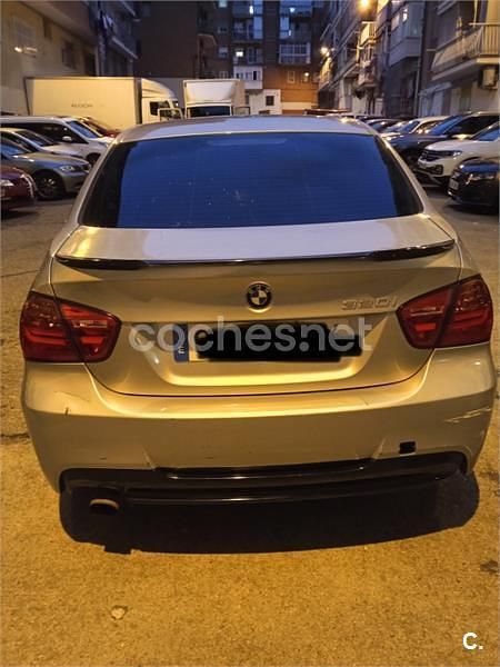 Usado BMW 320 150 CV (110 kW) 2005 Gris / plata Berlina