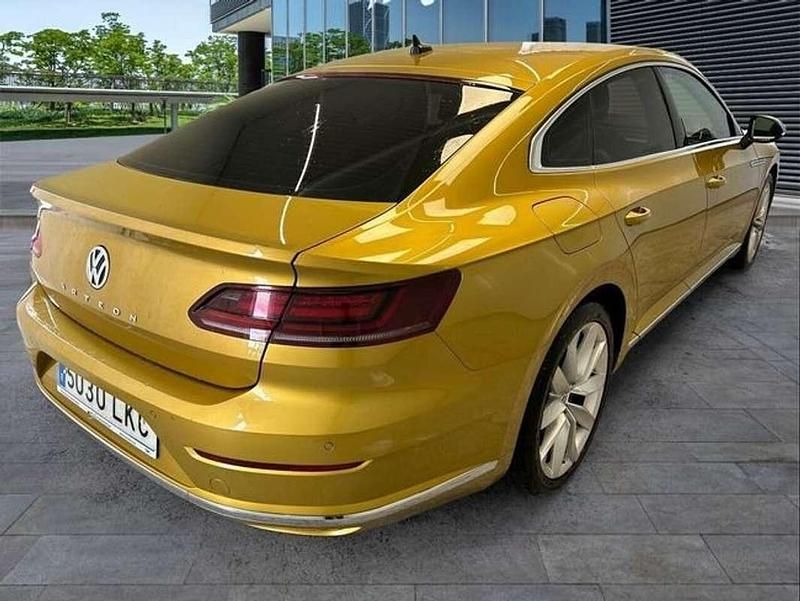 Usado VW Arteon Elegance 150 CV (110 kW) 2020 Amarillo Coupe