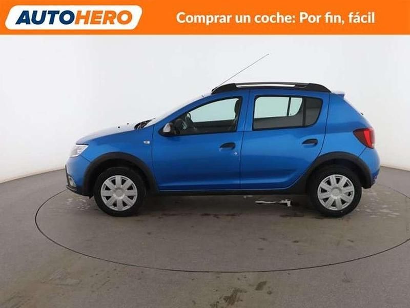Usado Dacia Sandero Comfort 90 CV (66 kW) 2019 Azul Berlina