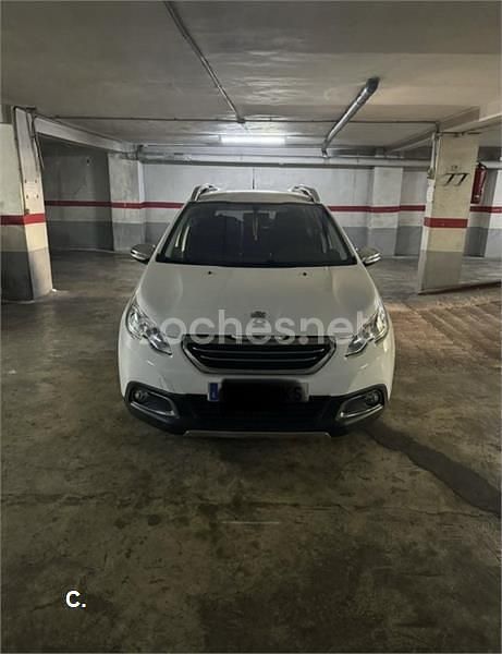 Usado Peugeot 2008 Style 100 CV (73 kW) 2015 Blanco SUV