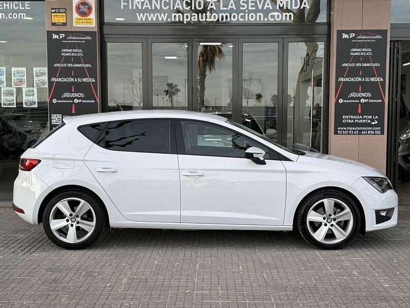 Usado Seat Leon FR 150 CV (110 kW) 2016 Blanco Utilitario