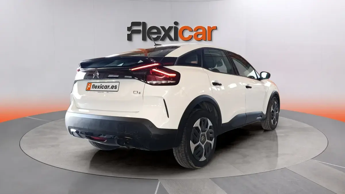 Usado Citroën C4 Feel 110 CV (80 kW) 2022 Blanco Berlina