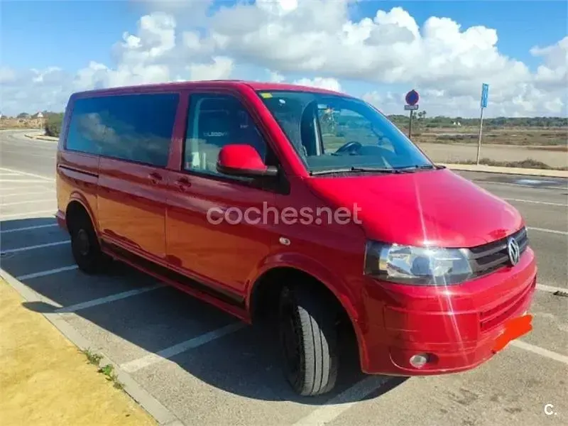 Usado VW Transporter Pro 114 CV (83 kW) 2015 Granate Van