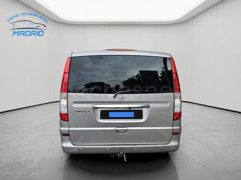 Usado Mercedes Viano 204 CV (150 kW) 2009 Beige Monovolumen
