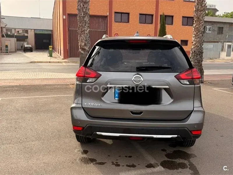 Usado Nissan X-Trail 160 CV (117 kW) 2020 Gris / plata SUV