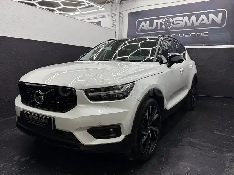 Usado Volvo XC40 R-Design 247 CV (181 kW) 2017 Blanco SUV