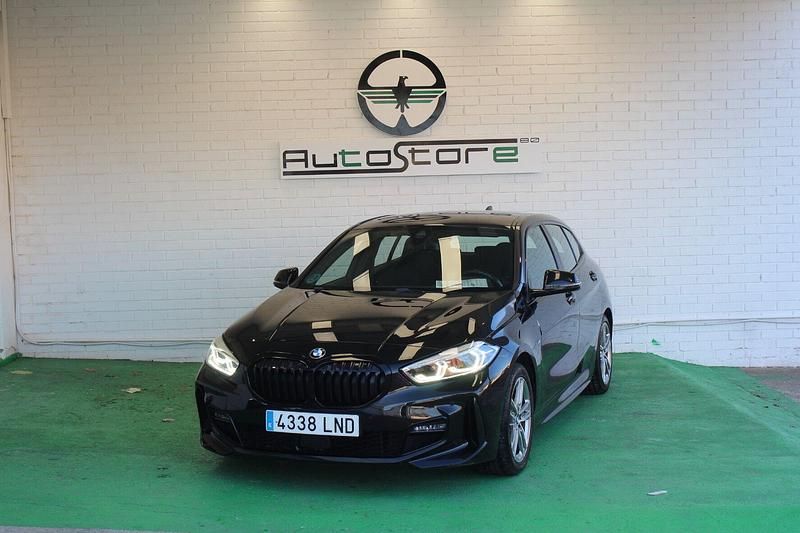 Negro Usado 2021 BMW 116 Comfort Edition Utilitario | 24.940 € (Caro) - Imagen 1/4