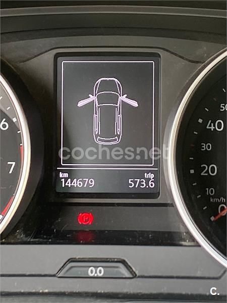 Usado VW Tiguan Edition 125 CV (91 kW) 2018 Negro SUV