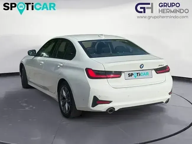 Usado BMW 318 Sport Line 150 CV (110 kW) 2020 Blanco Berlina