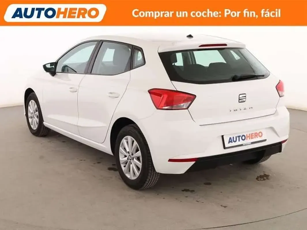 Usado Seat Ibiza Style 116 CV (85 kW) 2020 Blanco Utilitario