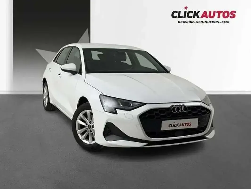 Usado Audi A3 116 CV (85 kW) 2025 Blanco Berlina
