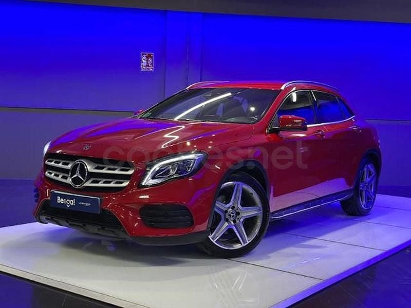 Usado Mercedes GLA220 177 CV (130 kW) 2019 Rojo SUV