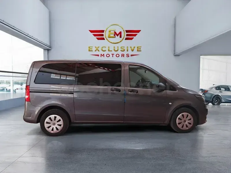 Usado Mercedes Vito Marco Polo 136 CV (100 kW) 2019 Gris / plata Van