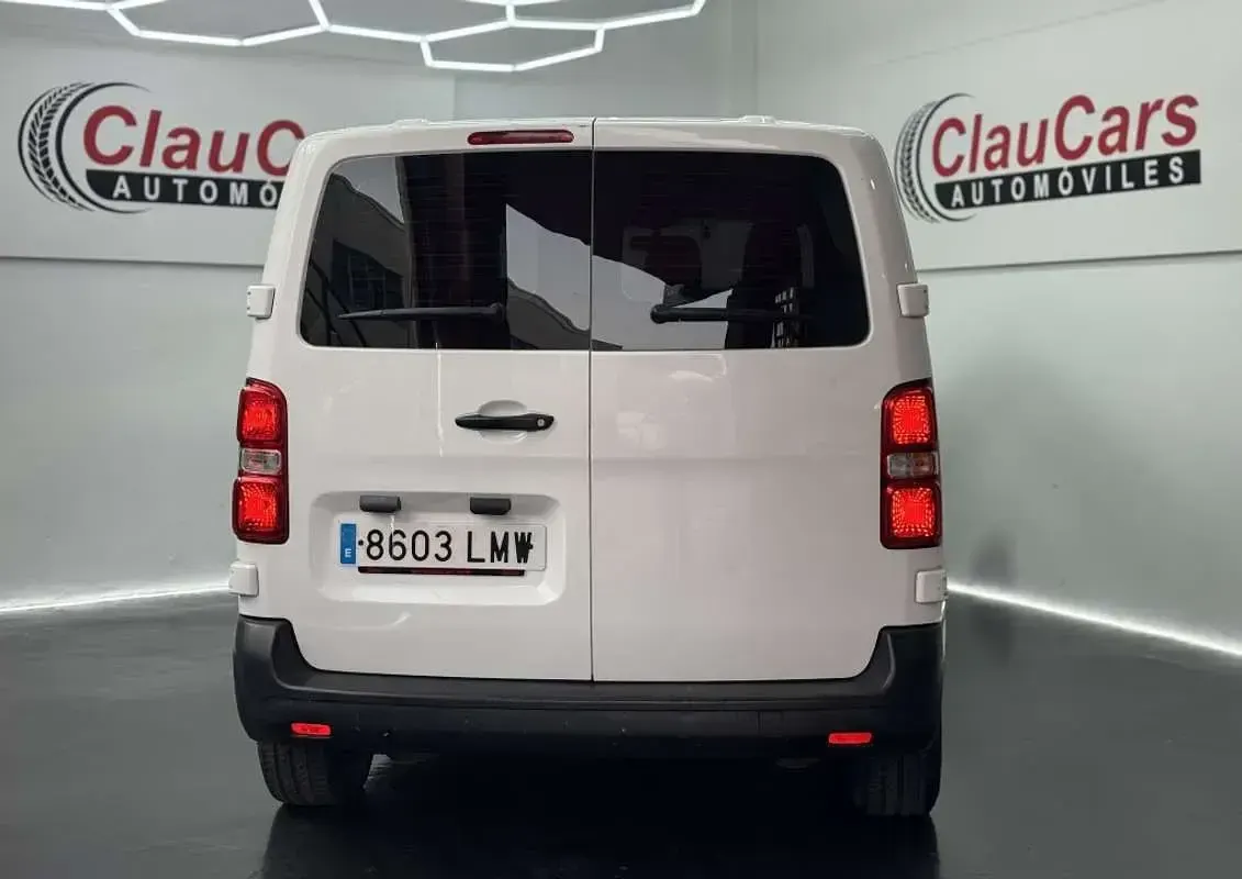 Usado Peugeot Expert S 122 CV (89 kW) 2021 Blanco Van