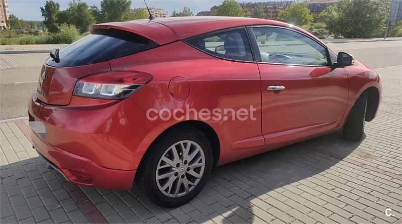 Usado Renault Mégane GT GT 115 CV (84 kW) 2015 Rojo Coupe