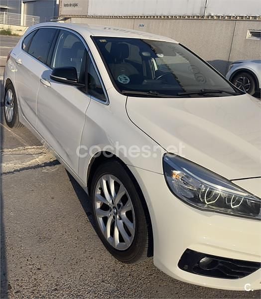 Usado BMW 218 Advantage 150 HP (110 kW) 2016 Branco Carrinha