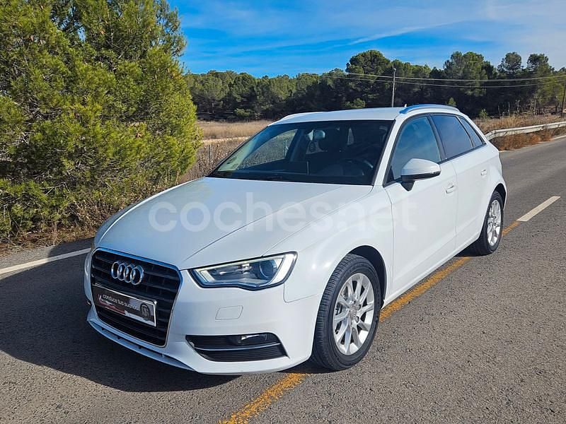 Blanco Usado 2014 Audi A3 Attraction Berlina | 13.890 € (Precio justo) - Imagen 1/4