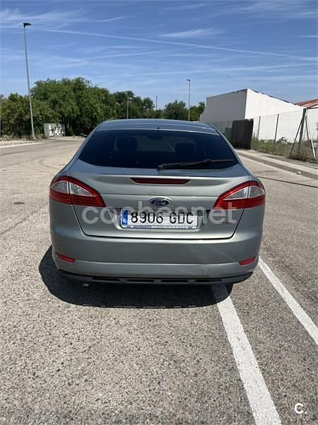 Gris / plata Usado 2008 Ford Mondeo Titanium Berlina | 4500 € (Precio justo) - Imagen 1/4