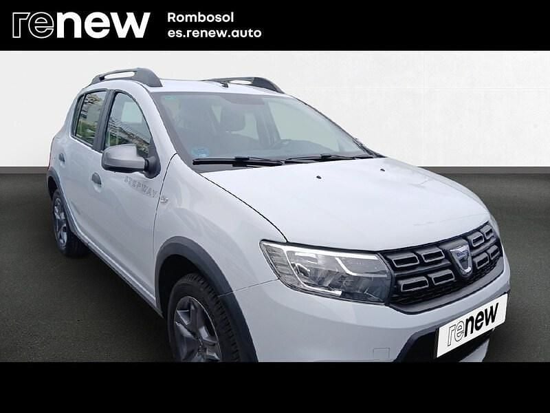 Usado Dacia Sandero 90 CV (66 kW) 2018 Blanco Berlina