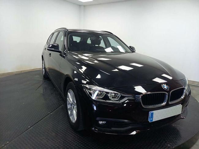 Usado BMW 318 150 CV (110 kW) 2019 Negro Familiar