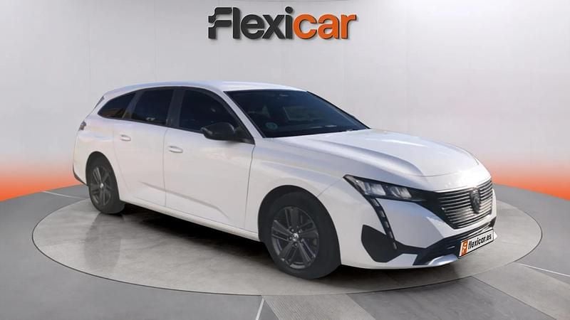 Usado Peugeot 308 SW Active 131 CV (96 kW) 2023 Familiar
