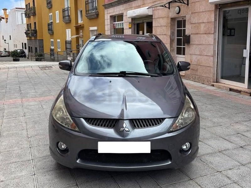Usado Mitsubishi Grandis Intense 136 CV (100 kW) 2008 Gris / plata Monovolumen