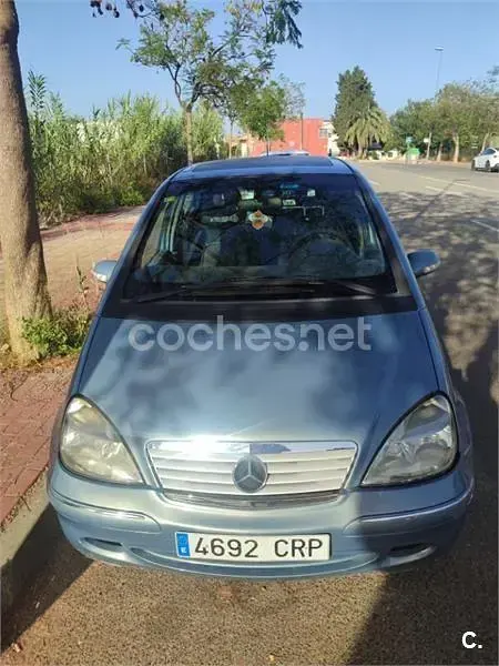 Usado Mercedes A170 Avantgarde 95 CV (69 kW) 2004 Azul Monovolumen