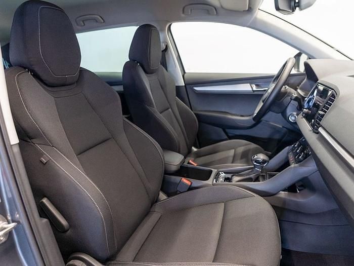 Usado Skoda Karoq Selection 150 CV (110 kW) 2025 Gris SUV