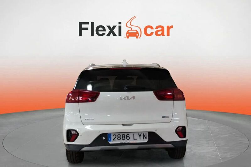 Usado Kia Niro 141 CV (103 kW) 2022 Blanco SUV