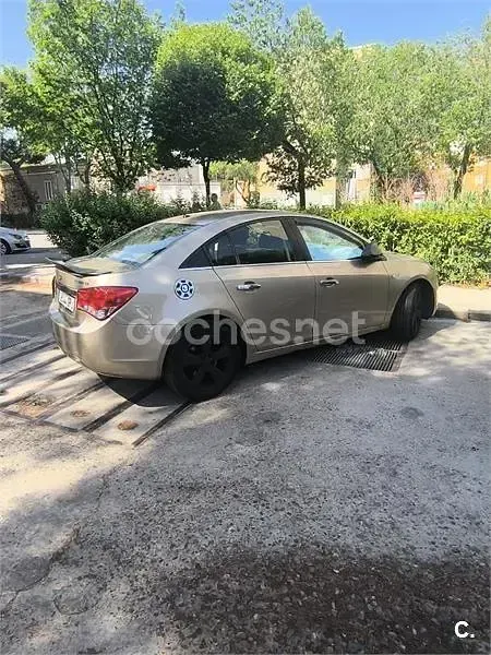 Usado Chevrolet Cruze LT 150 CV (110 kW) 2009 Beige Berlina