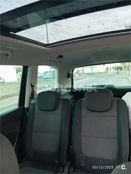 Usado VW Sharan Advance 140 CV (102 kW) 2012 Negro Monovolumen