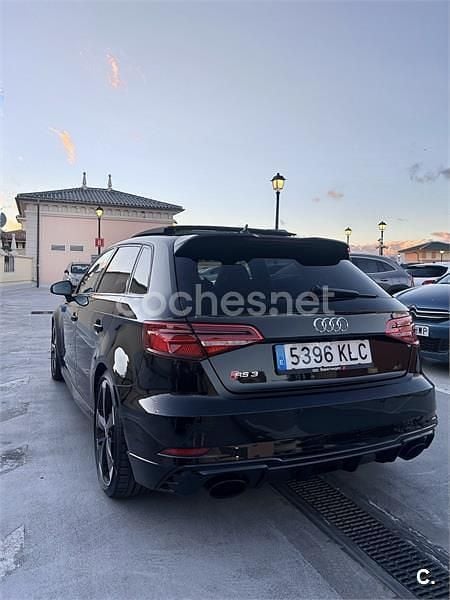 Usado Audi RS3 400 CV (294 kW) 2018 Negro Berlina