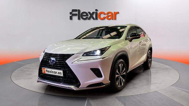 Usado Lexus NX300h Business Edition 197 CV (144 kW) 2021 Blanco SUV