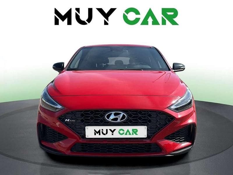 Begagnad Hyundai i30 N Line 160 HK (117 kW) 2022 Röd Halvkombi