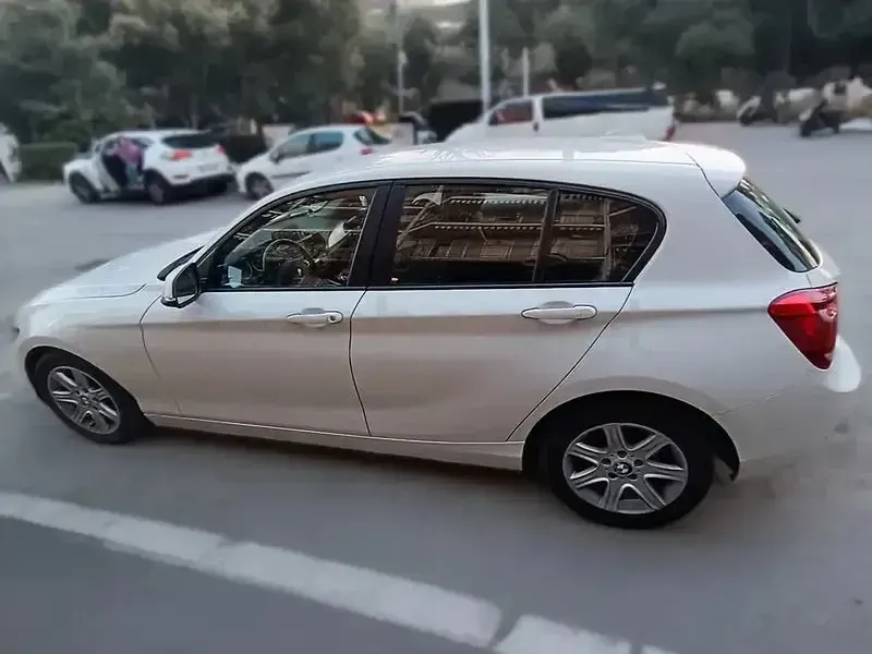Usado BMW 118 143 CV (105 kW) 2013 Blanco Utilitario