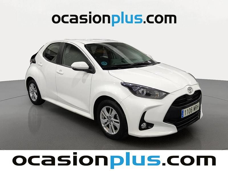 Usado Toyota Yaris Edition 125 CV (91 kW) 2024 Blanco Utilitario