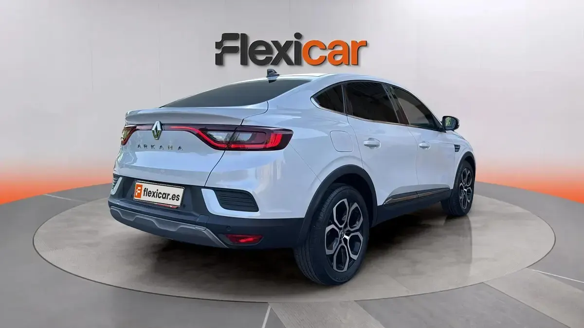 Usado Renault Arkana Equilibre 145 CV (106 kW) 2022 Blanco SUV