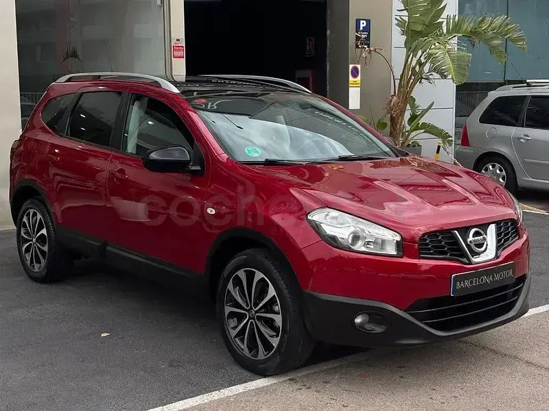 Usado Nissan Qashqai +2 Tekna 140 CV (102 kW) 2011 Granate SUV