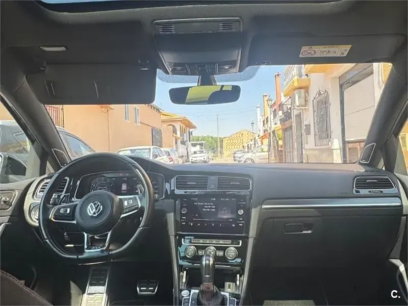 Usado VW Golf VII GTI 245 CV (180 kW) 2017 Negro Berlina