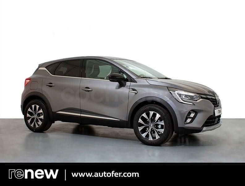 Usado Renault Captur Techno 90 CV (66 kW) 2022 Gris / plata SUV