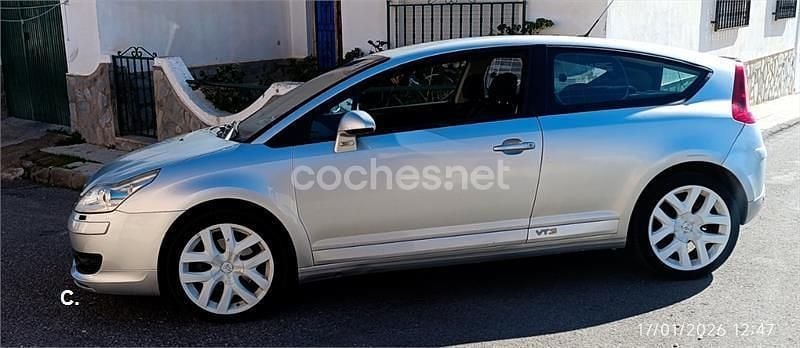 Usado Citroën C4 138 CV (101 kW) 2005 Gris / plata Berlina