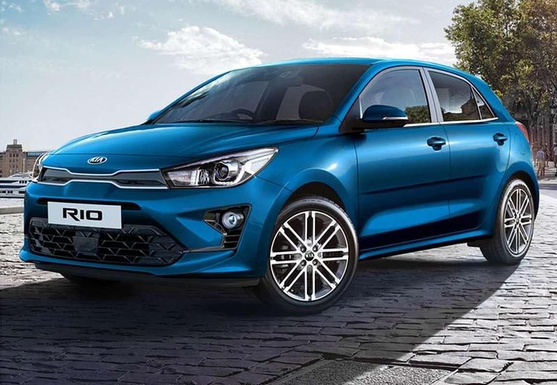 Plateado Usado 2013 Kia Rio Utilitario | 8990 € (Precio justo) - Imagen 1/4