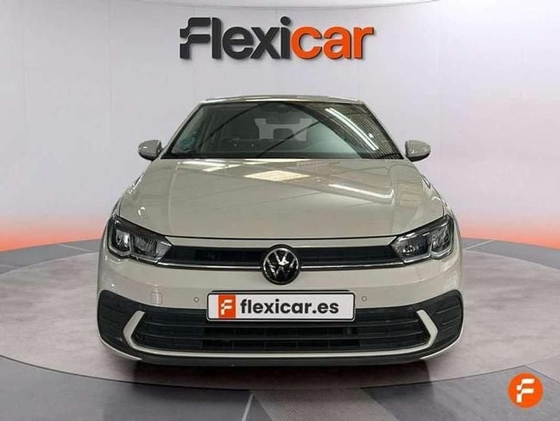 Usado VW Polo Life 95 CV (69 kW) 2022 Beige Utilitario