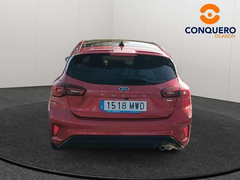 Usado Ford Focus ST-Line X 125 CV (91 kW) 2024 Rojo Utilitario