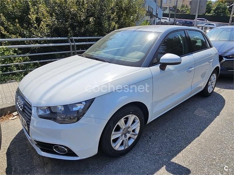 Blanco Usado 2015 Audi A1 Sportback Ambition Utilitario | 10.500 € (Precio justo) - Imagen 1/4
