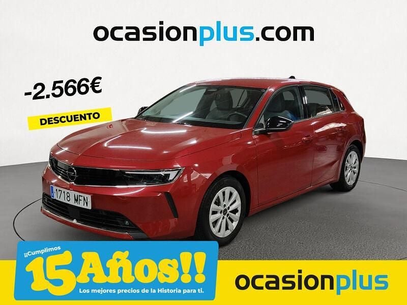 Rojo Usado 2023 Opel Astra Edition Berlina | 15.900 € (Buen precio) - Imagen 1/4