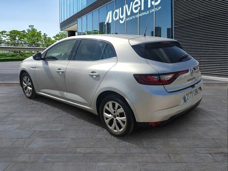 Usado Renault Mégane IV LIMITED 95 CV (69 kW) 2019 Gris Berlina